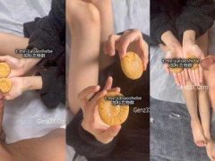Cho Em Họ Ăn Bánh Quy Kẹp Tinh Trùng Lồn Dâm Ướt Nhẹp