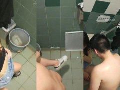 Phim Sex Sinh Viên Địt Nhau Trong Nhà Vệ Sinh Bị Bắt Quả Tang